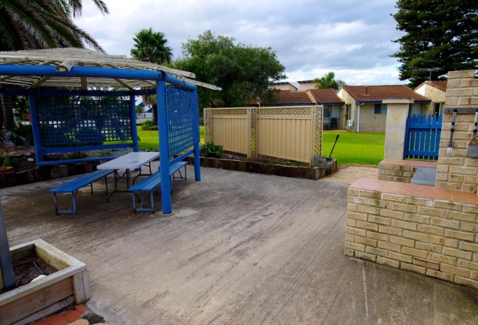 Esperance Beachfront Resort Экстерьер фото