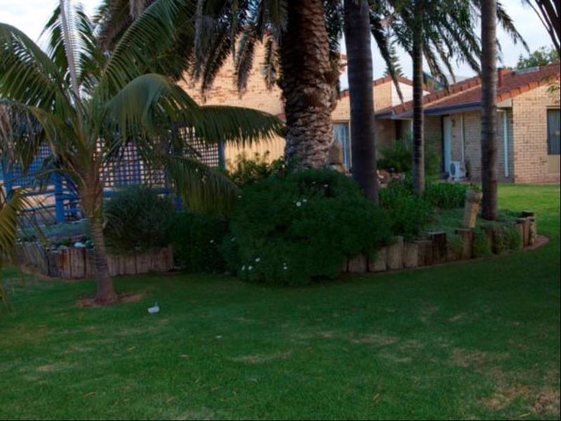 Esperance Beachfront Resort Экстерьер фото